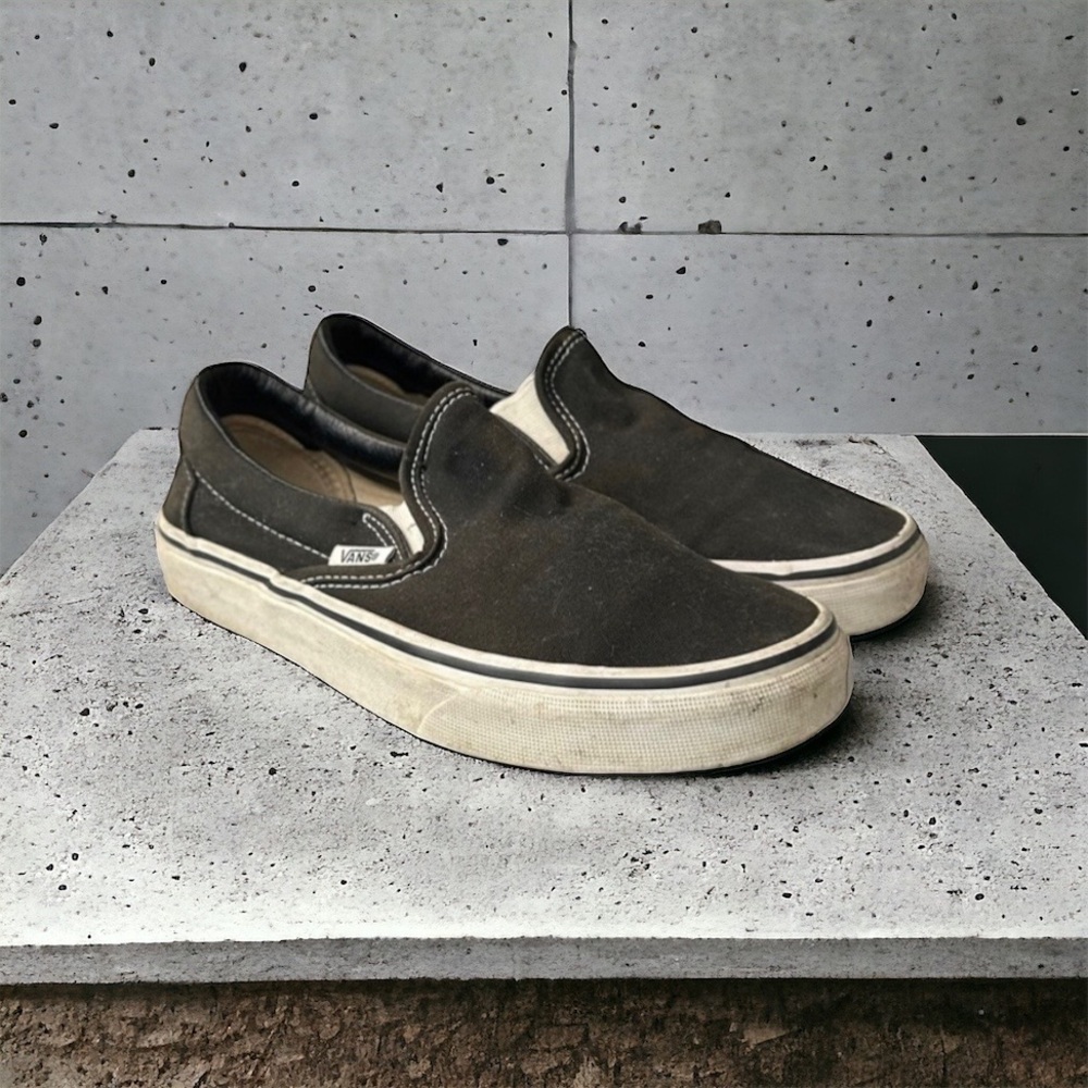 Vans Unisex Classic Low Top Charcoal Slip On Shoes Size US M 5 W 6.5